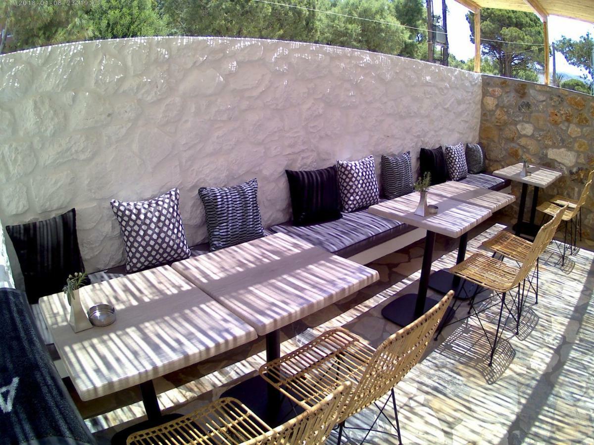 Aellia Hotel&Suites Leros Lakkíon Extérieur photo